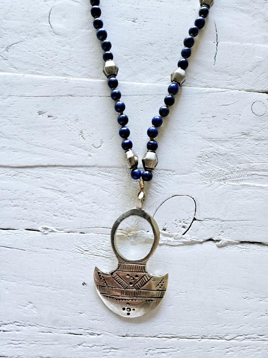 Collar lapislázuli amuleto tuareg | 833 | Bohemian Barcelona, freespirit, lifestyle.