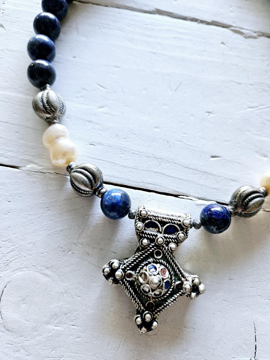 Cruz bereber nomad lapis | NOM104 | Bohemian Barcelona, freespirit, lifestyle.