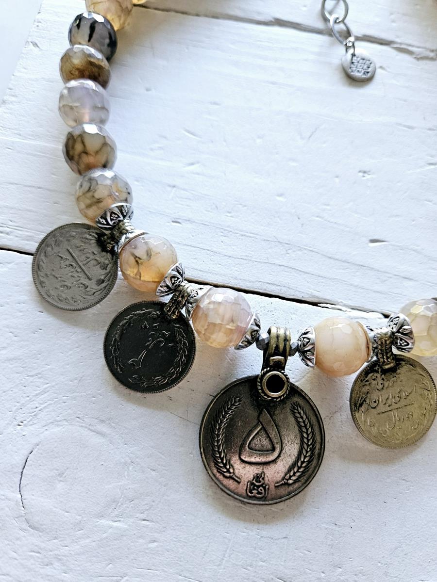 Collar cuarzo y monedas | NOM104 | Bohemian Barcelona, freespirit, lifestyle.