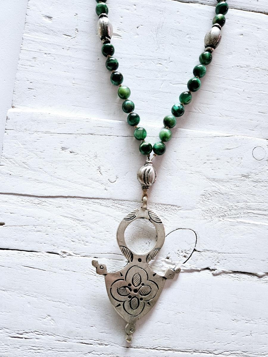 Collar Cruz Tuareg Tiger Green | 342 | Bohemian Barcelona, freespirit, lifestyle.