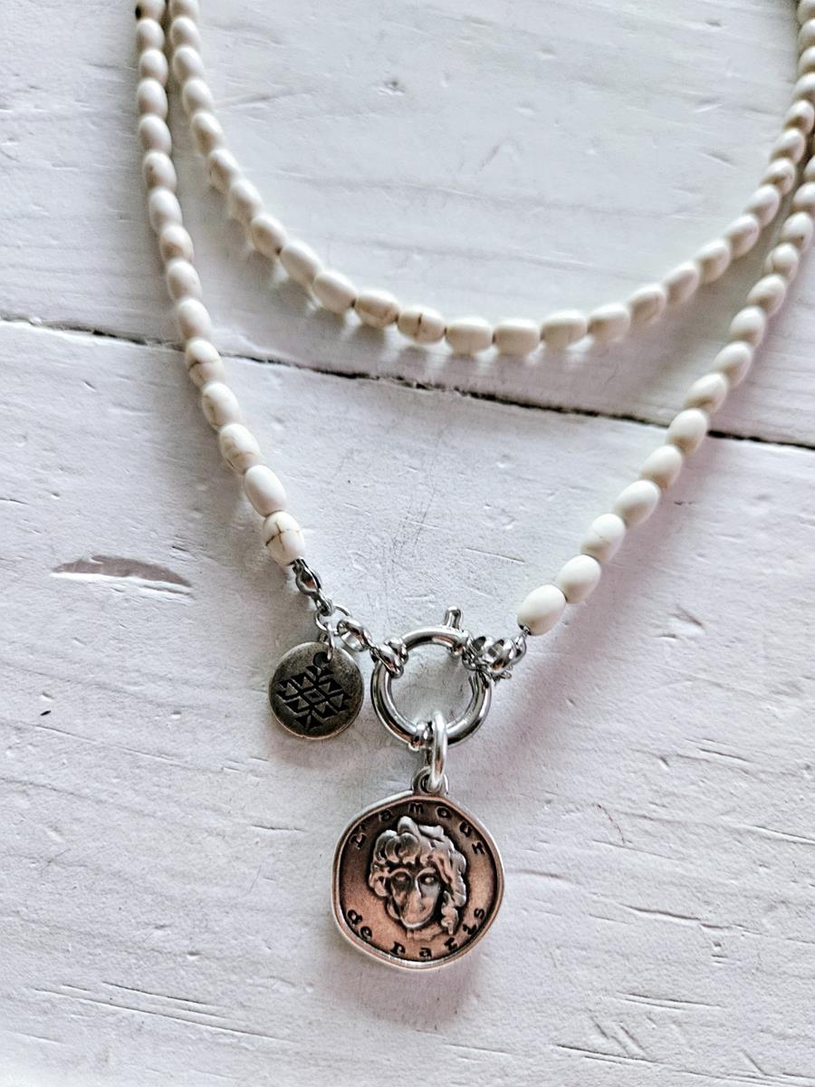 Gargantilla doble white y moneda | NOM104 | Bohemian Barcelona, freespirit, lifestyle.
