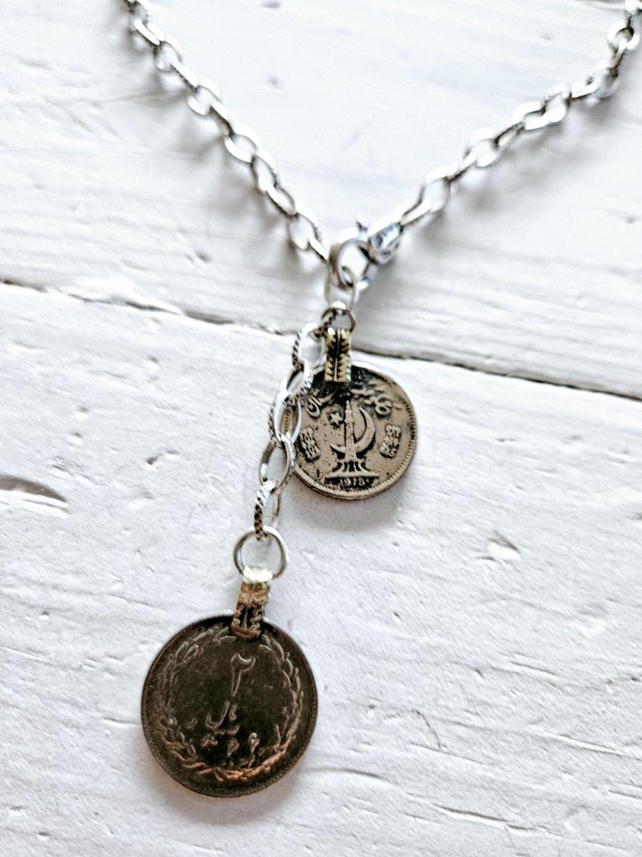 Cadena eslabones y doble moneda | 408 | Bohemian Barcelona, freespirit, lifestyle.