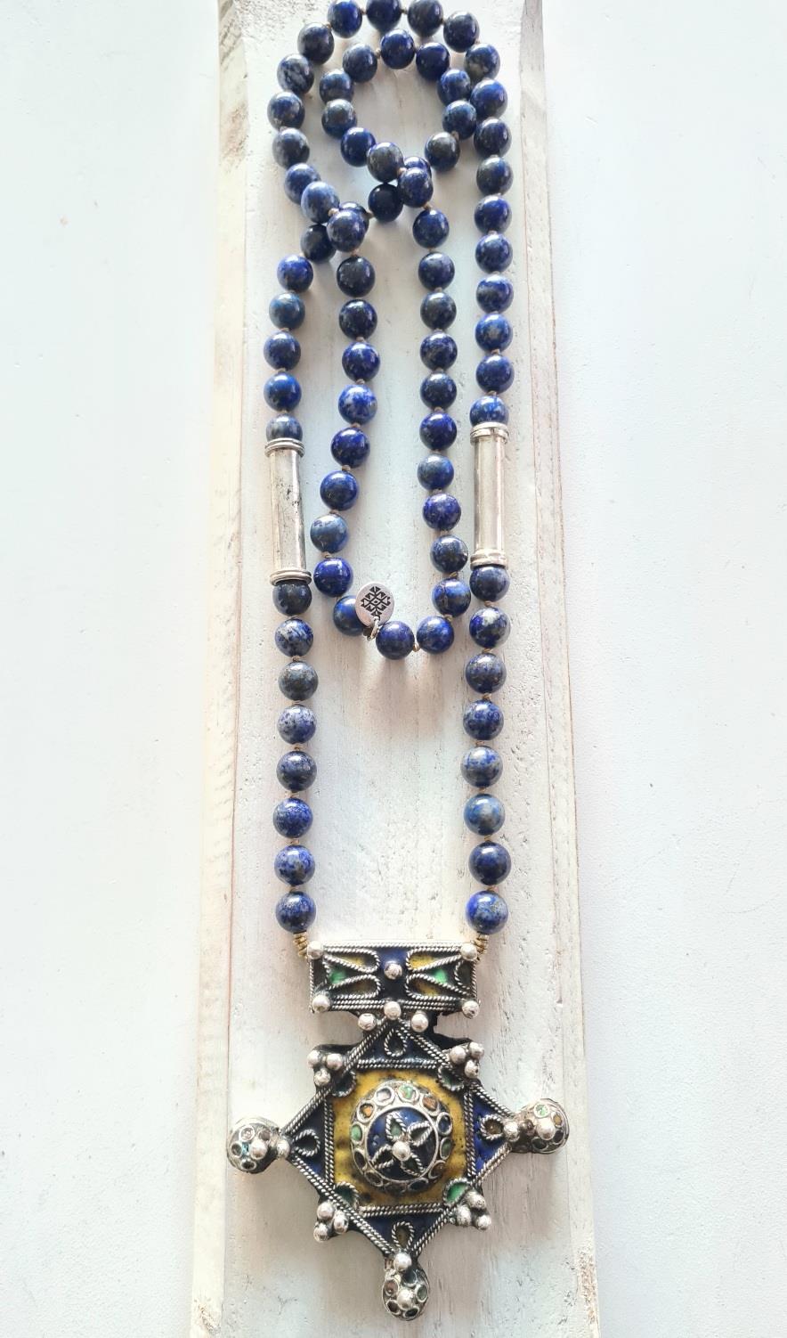 Collar lapis y gran cruz bereber | 291 | Bohemian Barcelona, freespirit, lifestyle.