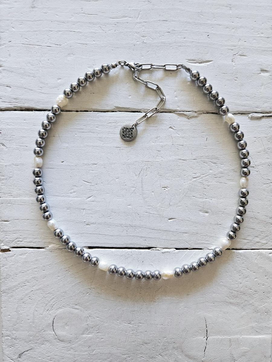Choker Jackie hematites y perlas  | JAC202 | Bohemian Barcelona, freespirit, lifestyle.