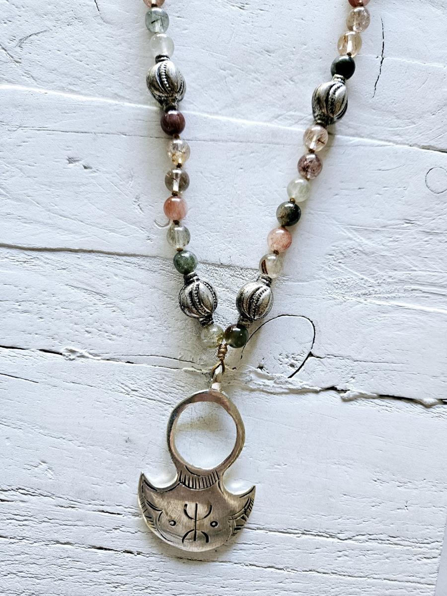 Collar Cuarzo amuleto tuareg | 833 | Bohemian Barcelona, freespirit, lifestyle.