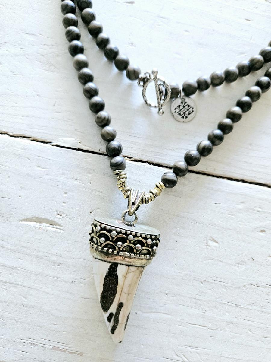 Collar colmillo tuareg topo | 342 | Bohemian Barcelona, freespirit, lifestyle.