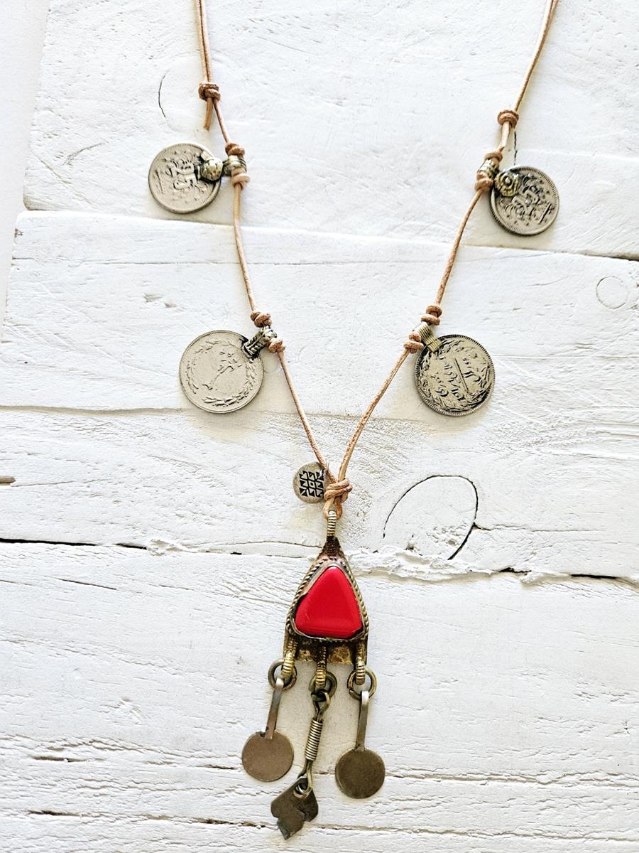 Collar cuero y monedas | 1554 | Bohemian Barcelona, freespirit, lifestyle.