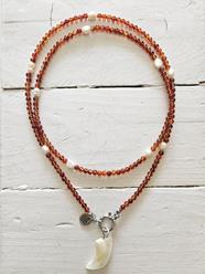 Collar doble cornalina perla y colmillo | 717