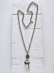 Cadena colmillo y moneda plata vieja | 291