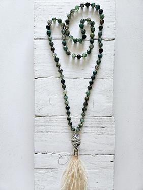 Collar Morocco plumas green | 394 | Bohemian Barcelona, freespirit, lifestyle.