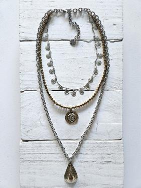 Gargantilla triple mix lágrima | 1118 | Bohemian Barcelona, freespirit, lifestyle.