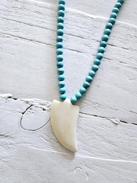 Collar colmillo Ibiza turquoise | IBZ011 | Bohemian Barcelona, freespirit, lifestyle.