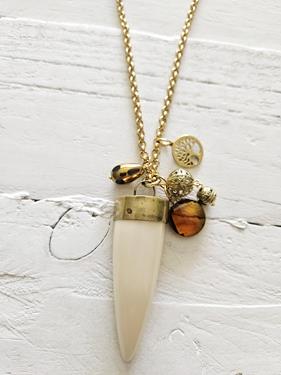 Cadena colmillo y charms golden | 1432 | Bohemian Barcelona, freespirit, lifestyle.