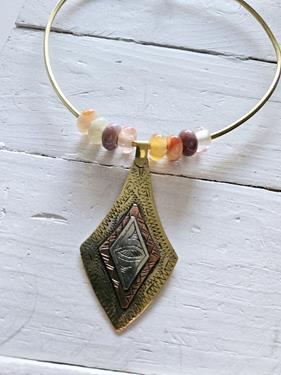 Gargantilla aro étnico con cuarzos | 1667 | Bohemian Barcelona, freespirit, lifestyle.