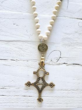 Crruz golden white | 291 | Bohemian Barcelona, freespirit, lifestyle.